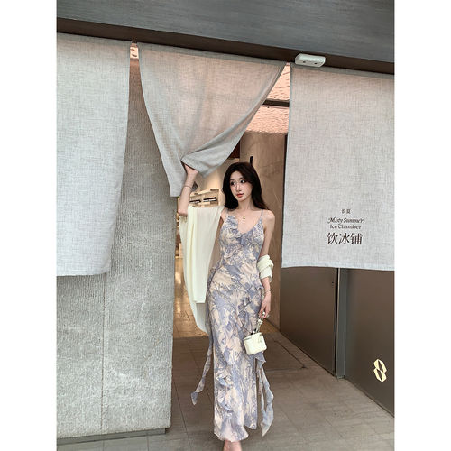 ACHI乔其纱碎花荷叶边吊带连衣裙女V领长裙修身收腰鱼尾裙