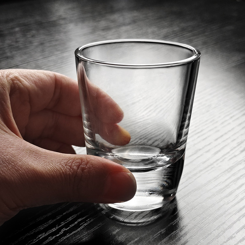 玻璃二两白酒杯轻奢高档小酒杯喝酒杯子高颜值高端精致高级感家用图片