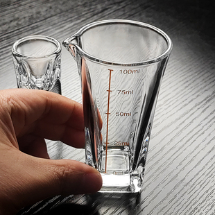 2025新款 方形白酒分酒器小酒杯一口杯高级感精致商用水晶玻璃家用