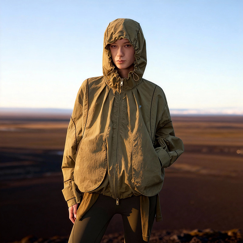 【特价】半圆原创女装[运动]2026春季休闲宽松轻户外连帽外套女