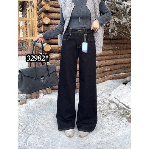 高弹大长腿百搭植绒牛仔直筒裤