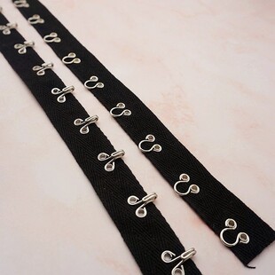 DIY服装纽扣辅料门襟扣装饰配件4号领钩扣大号风纪扣全棉黑色白色