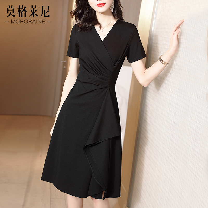 黑色连衣裙2020新款夏季短袖收腰显瘦气质小黑裙V领女装修身裙子