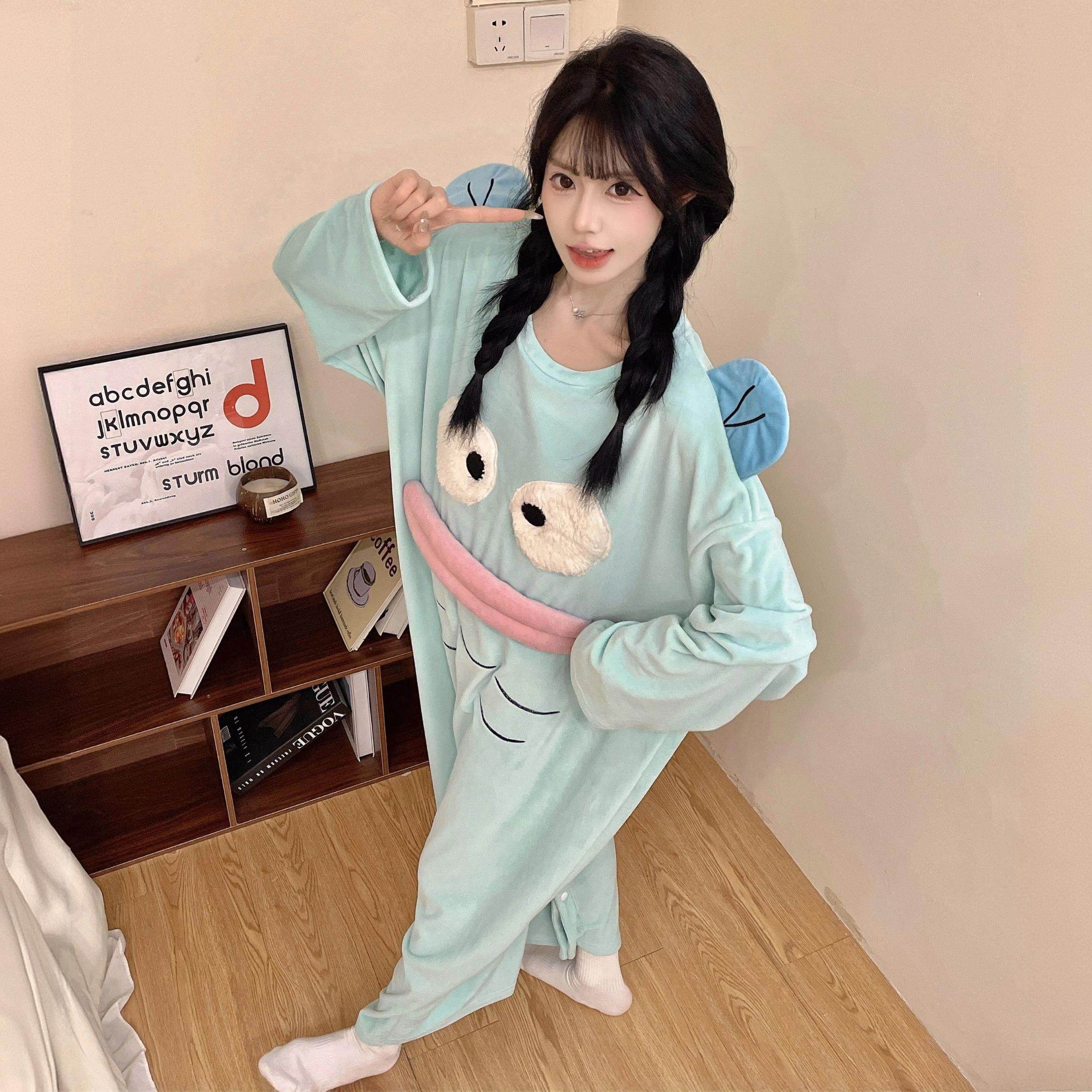 丑鱼连体睡衣女款秋冬季海岛绒圆领睡袍卡通可爱搞怪家居服可外穿