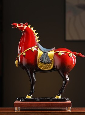 速发德化陶瓷将军马公件红色生品马客厅酒柜办摆室桌面装饰工艺肖
