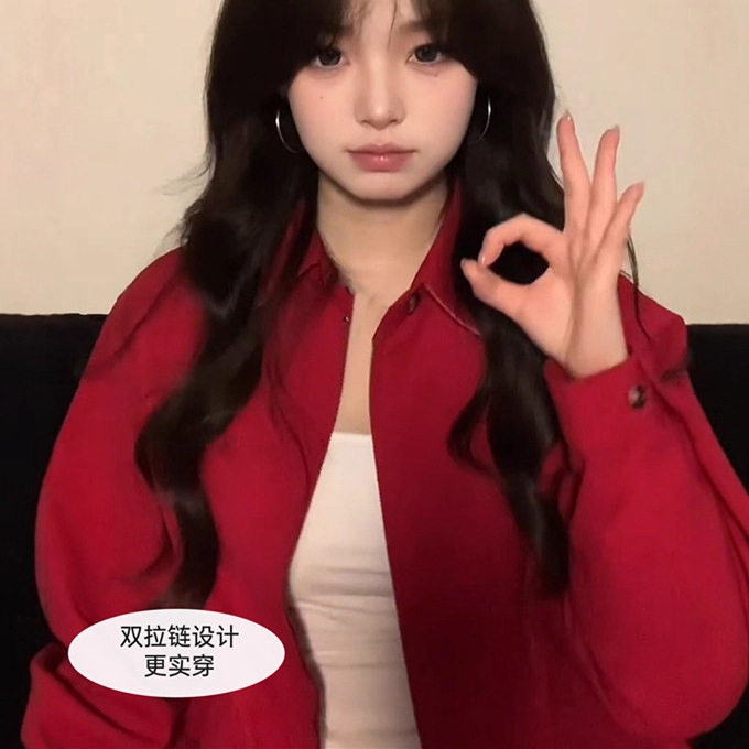 秋季红色夹克外套女2026新款早秋小个子短款正肩翻领复古休闲上衣
