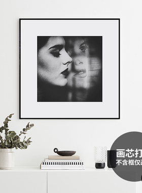 北欧画芯黑白摄影人物照片图片打印现代简约冷淡风挂画心海报定制