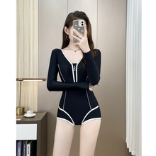 长袖泳衣女2024新款连体遮肉显瘦小平角专业运动高级感泡温泉泳装