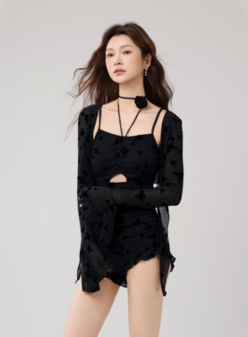 泳衣女2025新款连体黑色性感蕾丝显瘦长袖带罩衫绝美高级感泡温泉