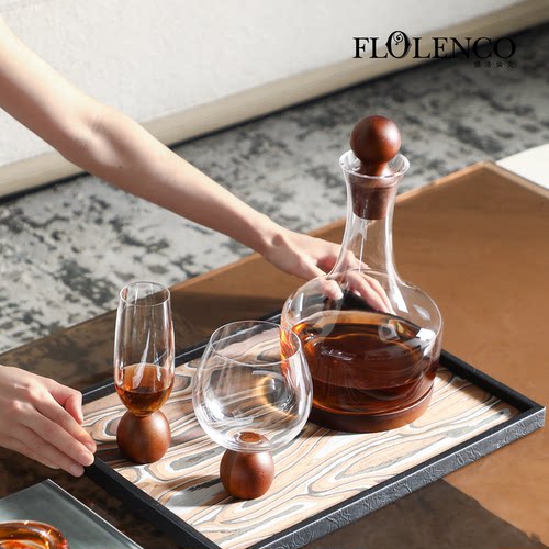 轻奢高端玻璃木质酒具套装醒酒器