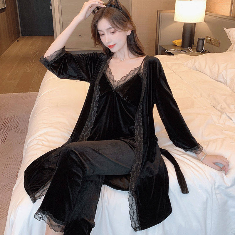 带胸垫睡衣女秋冬季金丝绒家居服