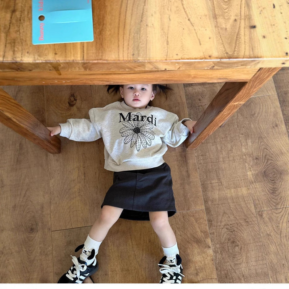 韩国童装女童套装秋季洋气女孩时髦百搭儿童花朵灰色卫衣半身裙子