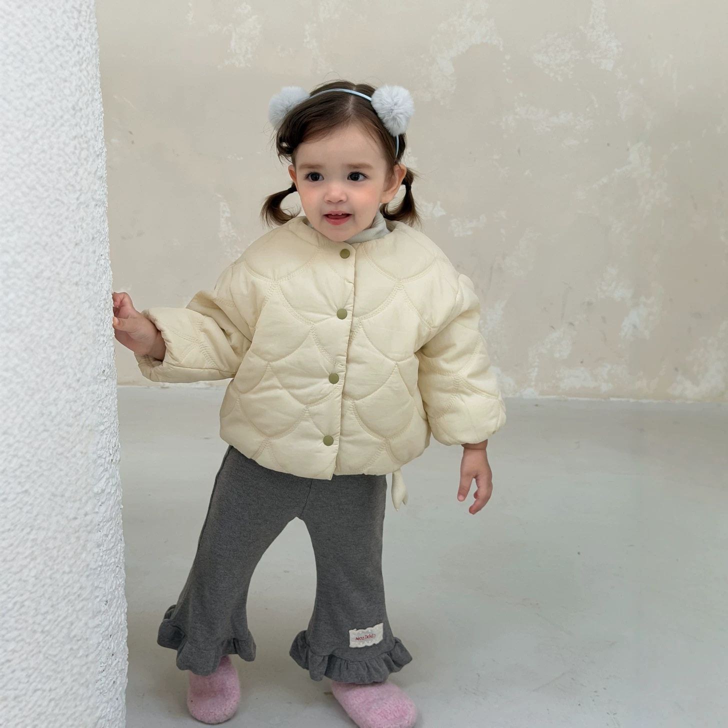 宝宝秋冬款衣服2026新款冬季衣服韩版童装女童棉外套打底裤套装