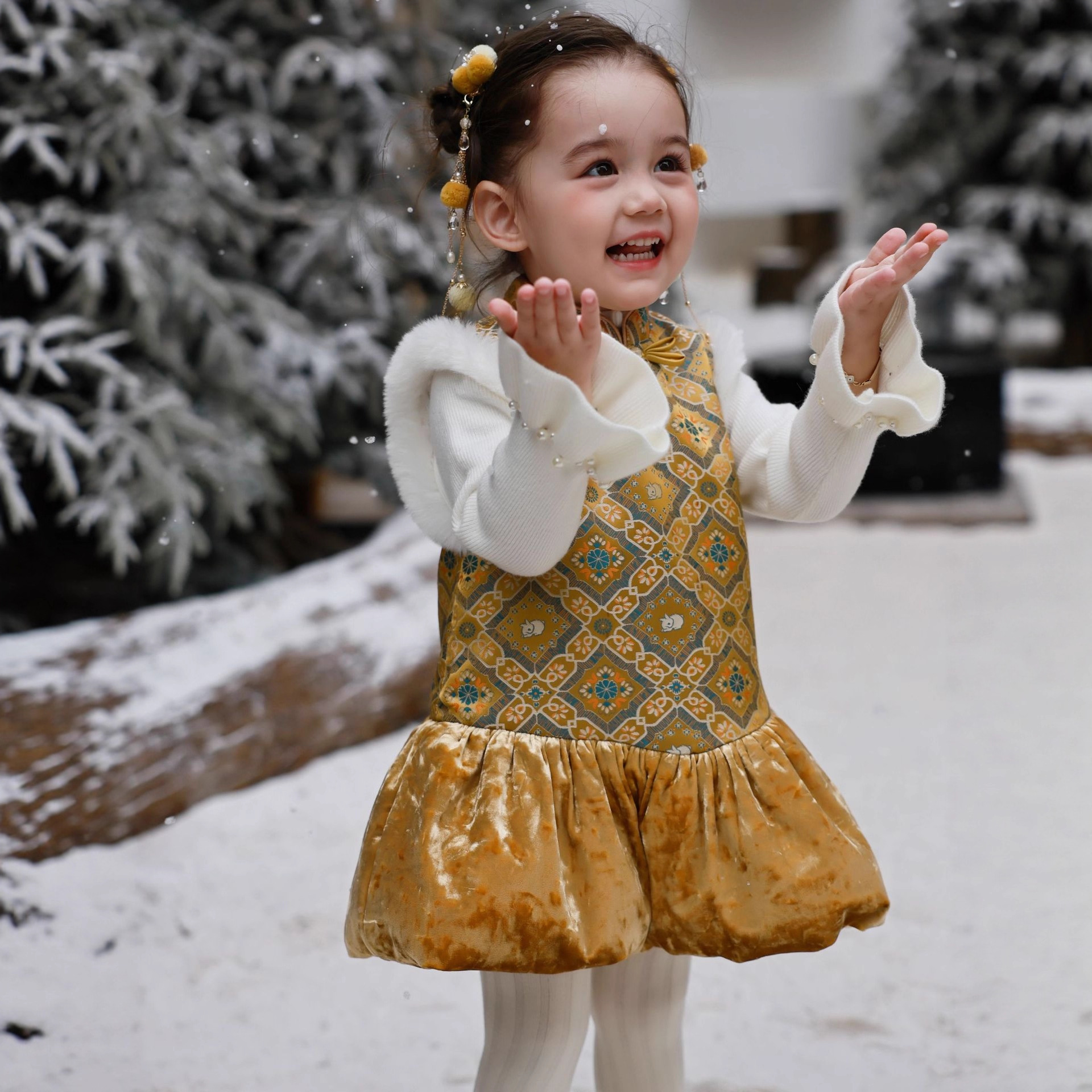 大小卷【岁岁欢愉】冬季新款女童中国风旗袍背心裙儿童新年拜年服