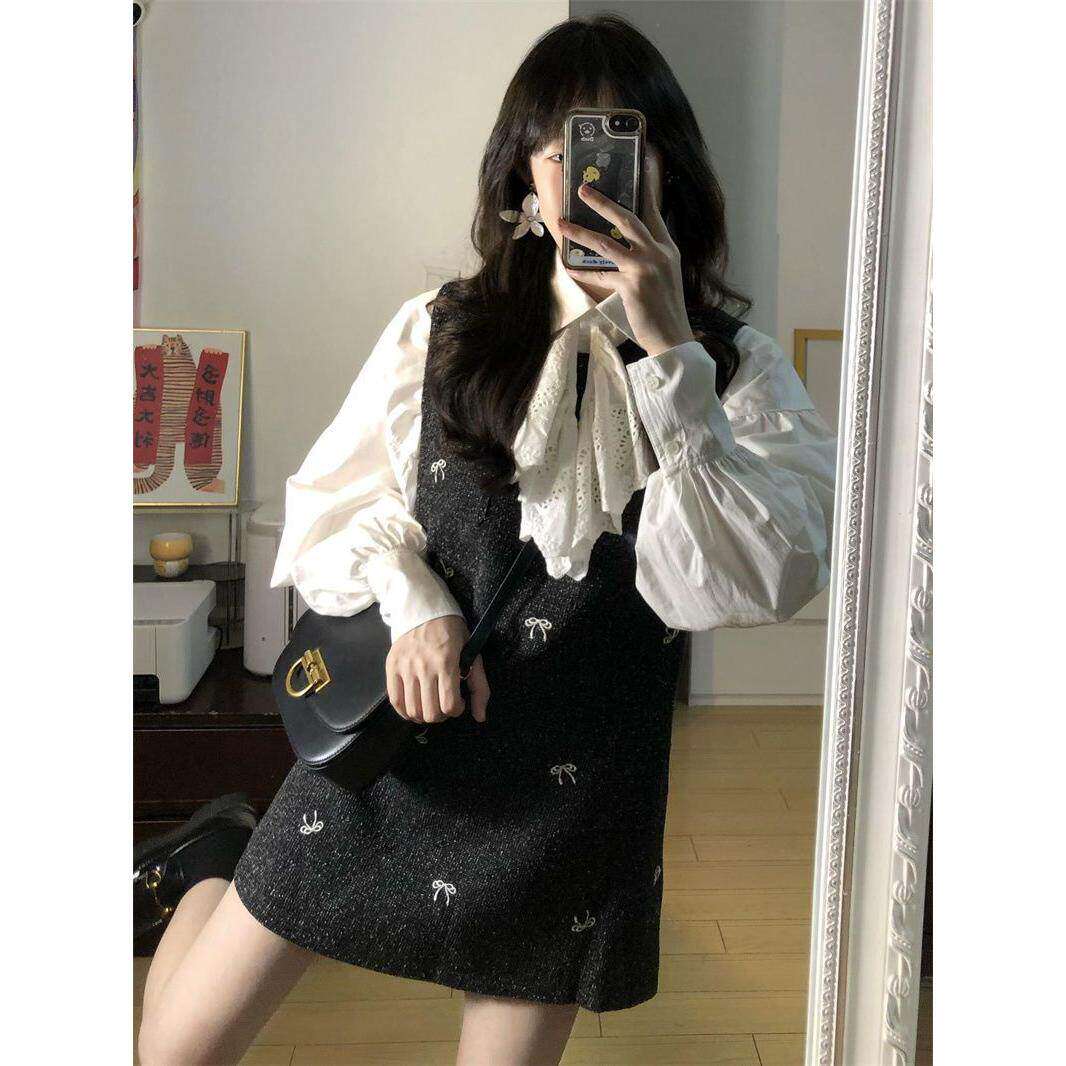 韩系慵懒风超仙包臀蝴蝶结刺绣背心连衣裙女秋冬白色衬衫两件套