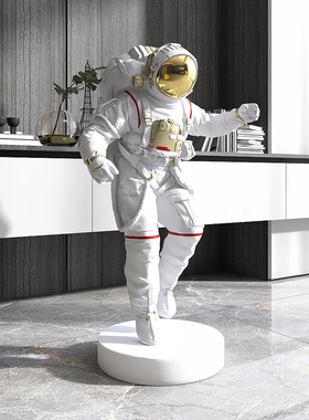 北欧宇航员客厅落地摆件电视柜旁边大型太空人玄关办公室迎宾装饰
