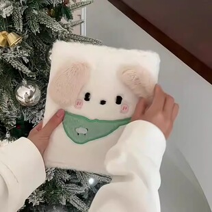 围兜小狗毛绒卡册A5活页四宫格相册爱豆专辑小卡追星收纳册本周边