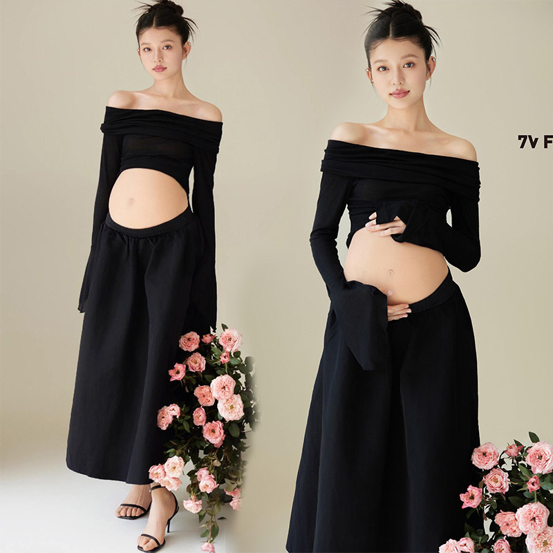사진 스튜디오 새로운 출산 사진 의류 실내 단순 스타일 하이 엔드 임신 어머니 배꼽 사진 집에서 검은 드레스