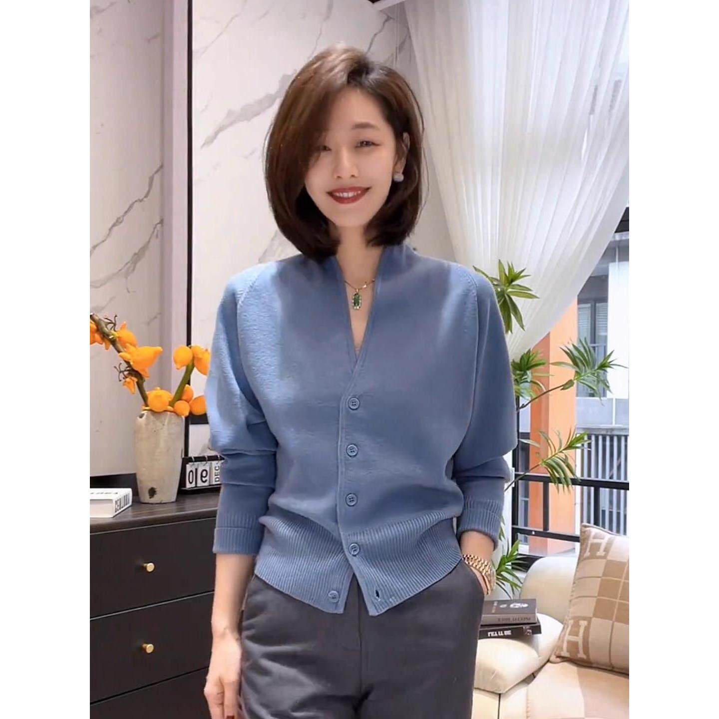 JOYIASS焦糖色V领针织衫女装秋季2025新款外贸原单法式气质长袖开
