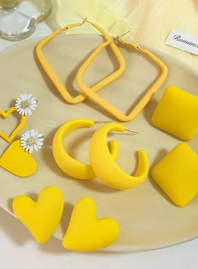 小清新黄色系几何耳环女夏季甜美多巴胺耳钉时尚简约网红气质耳饰