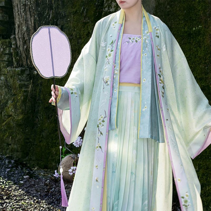 裳宫语【燕归时】宋制汉服绣花对襟长衫天丝短衫百迭裙2026春上新