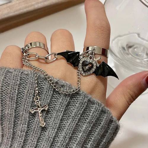 Punk Gothic Black Bat Wing Cross Chain Rings for Men Women H