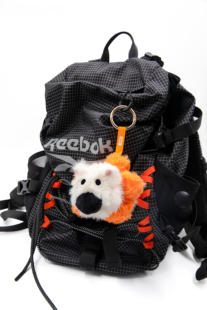 古古不气GUGUHUB 枫叶小狗毛绒坐坐小狗毛绒玩具公仔挂件包包挂饰