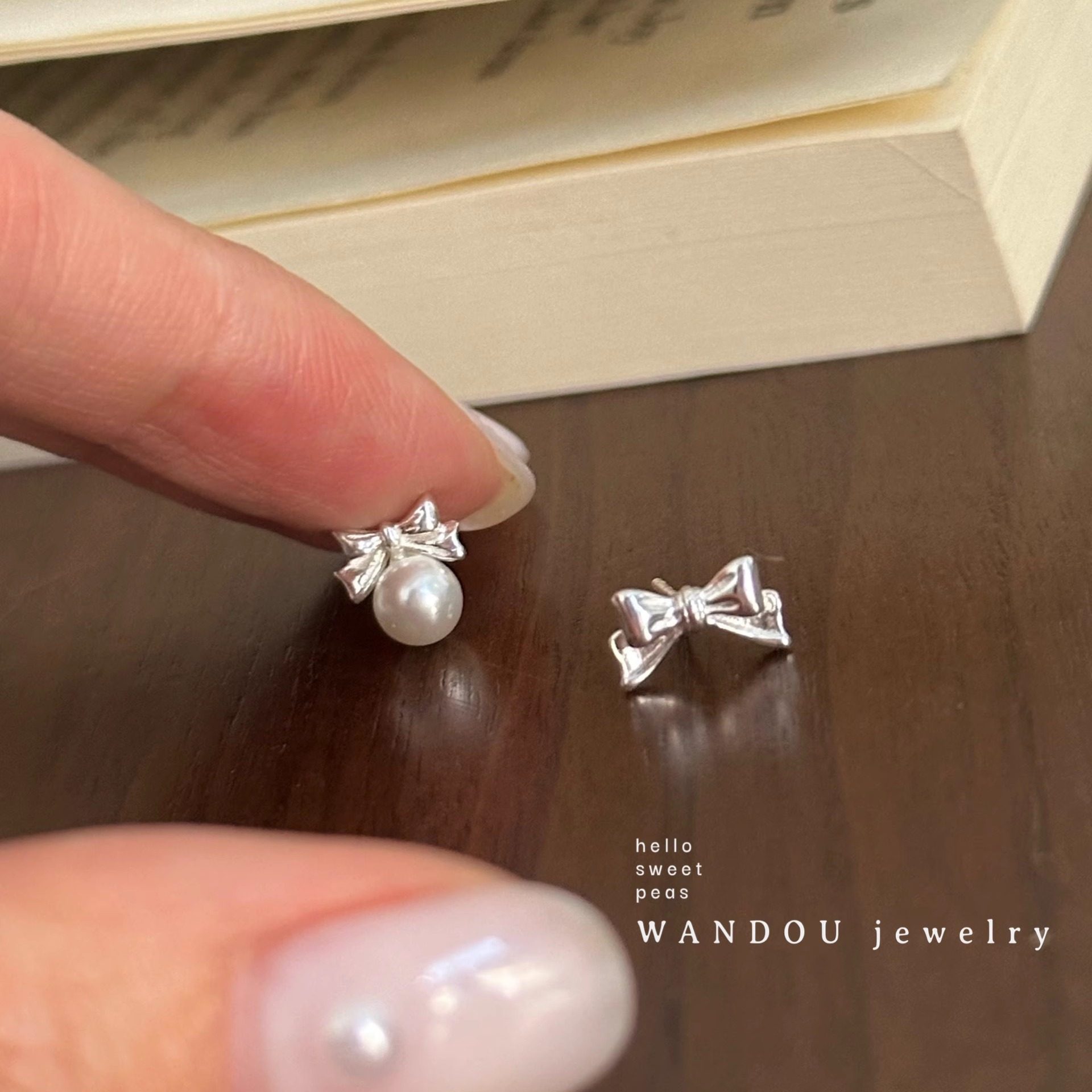 纯银蝴蝶结珍珠耳钉女简约日常通勤小巧精致气质高级感耳饰2024新,饰品/流行首饰/时尚饰品新,耳钉,淘宝优惠券,粉丝福利购,淘宝优惠卷