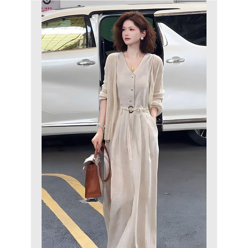JOYIASS秋季流行穿搭精致时尚高级感气质宽松长袖开衫显瘦连衣裙