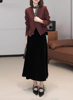 JOYIASS覆古港风两件套女2025秋冬新款高级感短款小外套搭配黑色