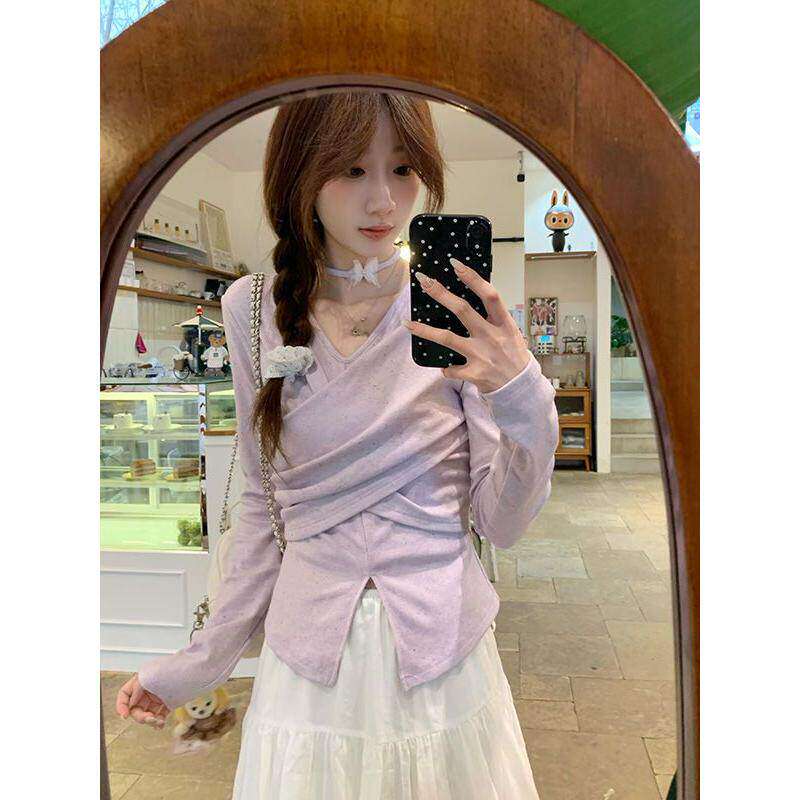 法式温柔风不规则设计感v领上衣打底衫女学生+高腰显瘦a字半身裙