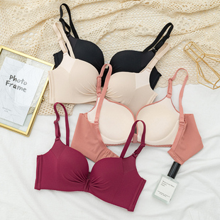 无痕内衣小胸聚拢内心女无钢圈薄款少女调整型收副乳防下垂文胸罩
