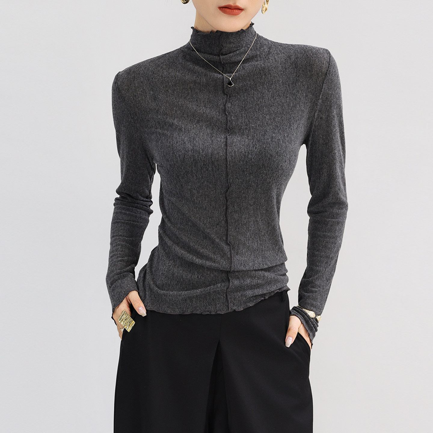 灰色半高领打底衫女内搭长袖修身洋气纯欲木耳边上衣轻奢高级感薄,女装/女士精品,T恤,淘宝优惠券,粉丝福利购,淘宝优惠卷