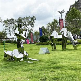 大型金属不锈钢几何鹿雕塑定制抽象镜面镂空鹿摆件售楼部景观装 饰