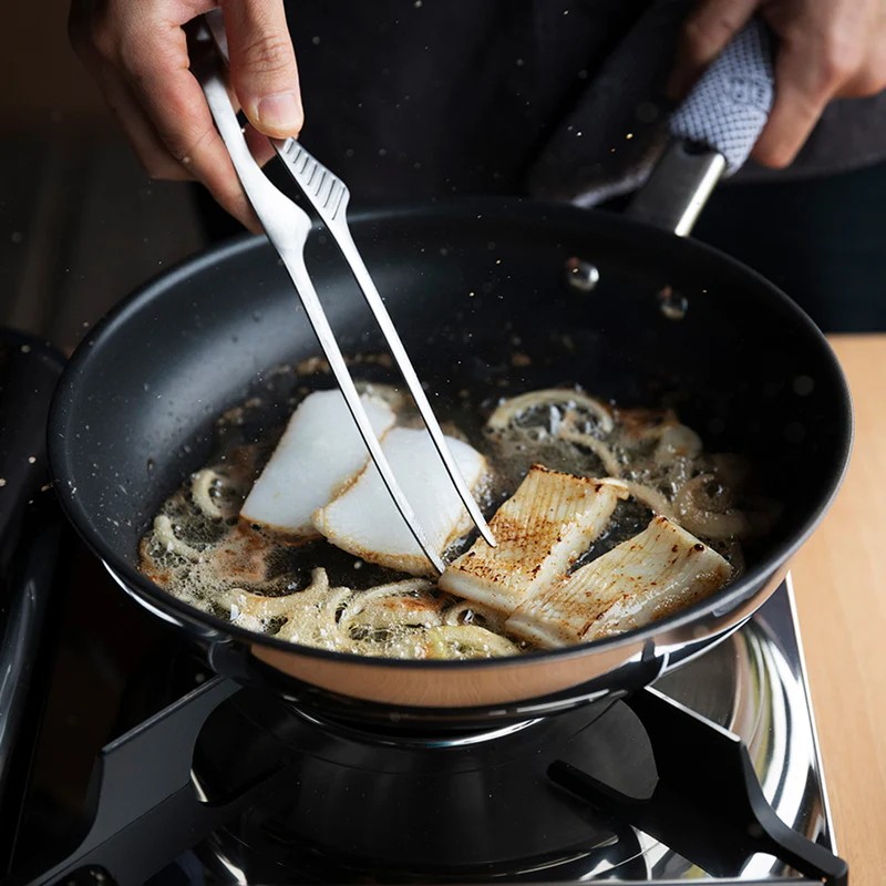 MEYER美亚日式26CM不锈钢不粘煎锅平底锅煎锅燃气炉电磁炉通用