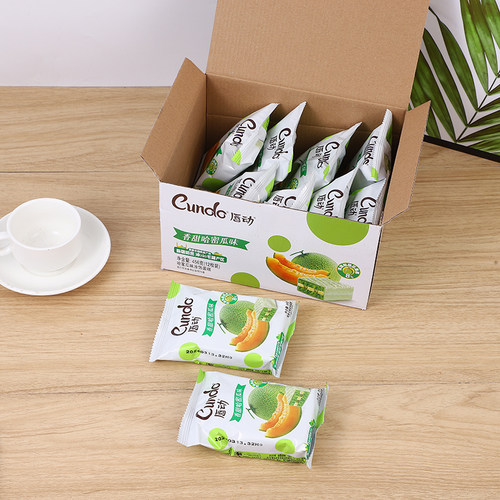 唇动红丝绒蛋糕白色经典奶油点心巧克力涂层面包整箱营养早餐零食