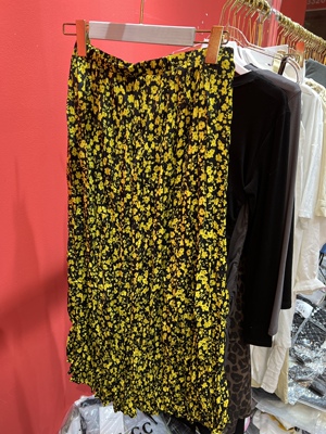 碎花半身裙女设计感小众2022夏季新款高腰显瘦遮胯微胖a字长裙