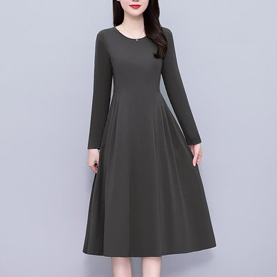 深灰色微胖大码女装修身显瘦长袖连衣裙子中长款春秋季新款阔太太
