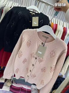 2026秋冬新款韩版宽松显瘦圆领单排扣针织开衫女百搭毛衣外套上衣