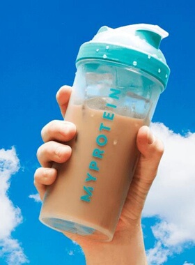 2026新款Myprotein熊猫摇摇杯三层粉盒600ml带刻度搅拌球450奶昔