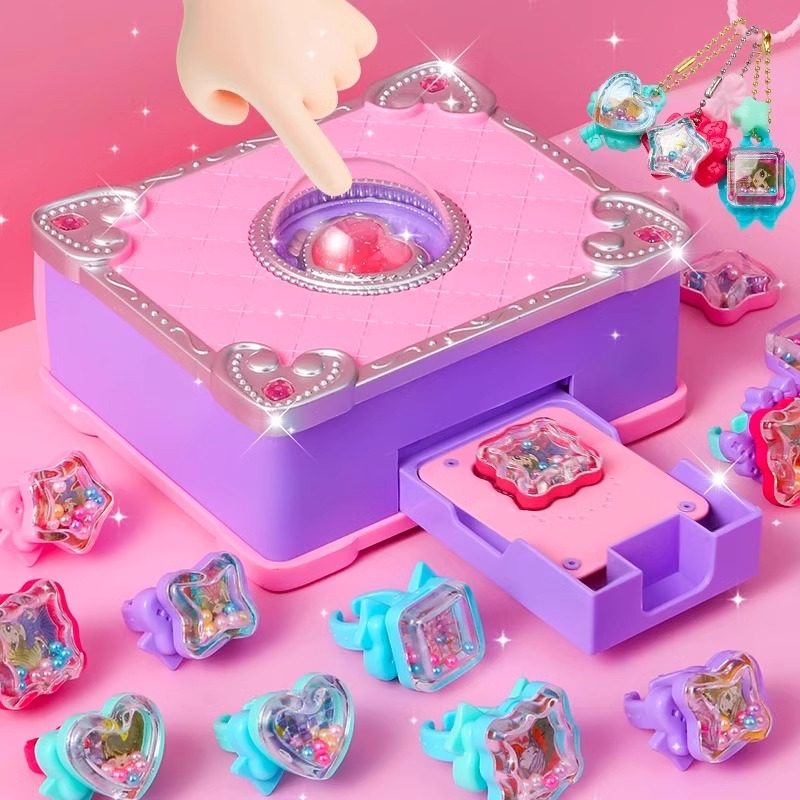 2025新款卡通公主百变魔法书玩具过家家女孩子diy咕卡贴纸机百变魔法盒手工自制吊坠6岁以上新年生日礼物,文具电教/文化用品/商务用品,贴纸/立体贴纸,淘宝优惠券,粉丝福利购,淘宝优惠卷