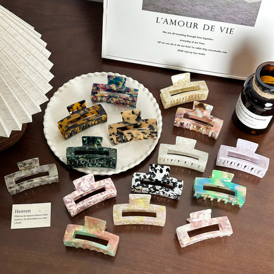 Ins large acetic acid hair claw large tortoiseshell clip gif