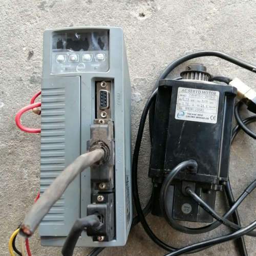 适用伺服器TSTK20C+电机TSB08751C-2NT3-议价