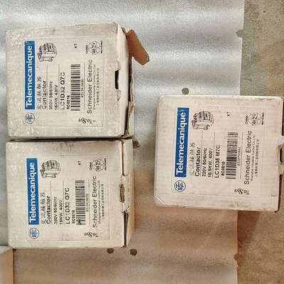 适用LC1D32Q7C，2个，LC1D38M7C，1个，议价