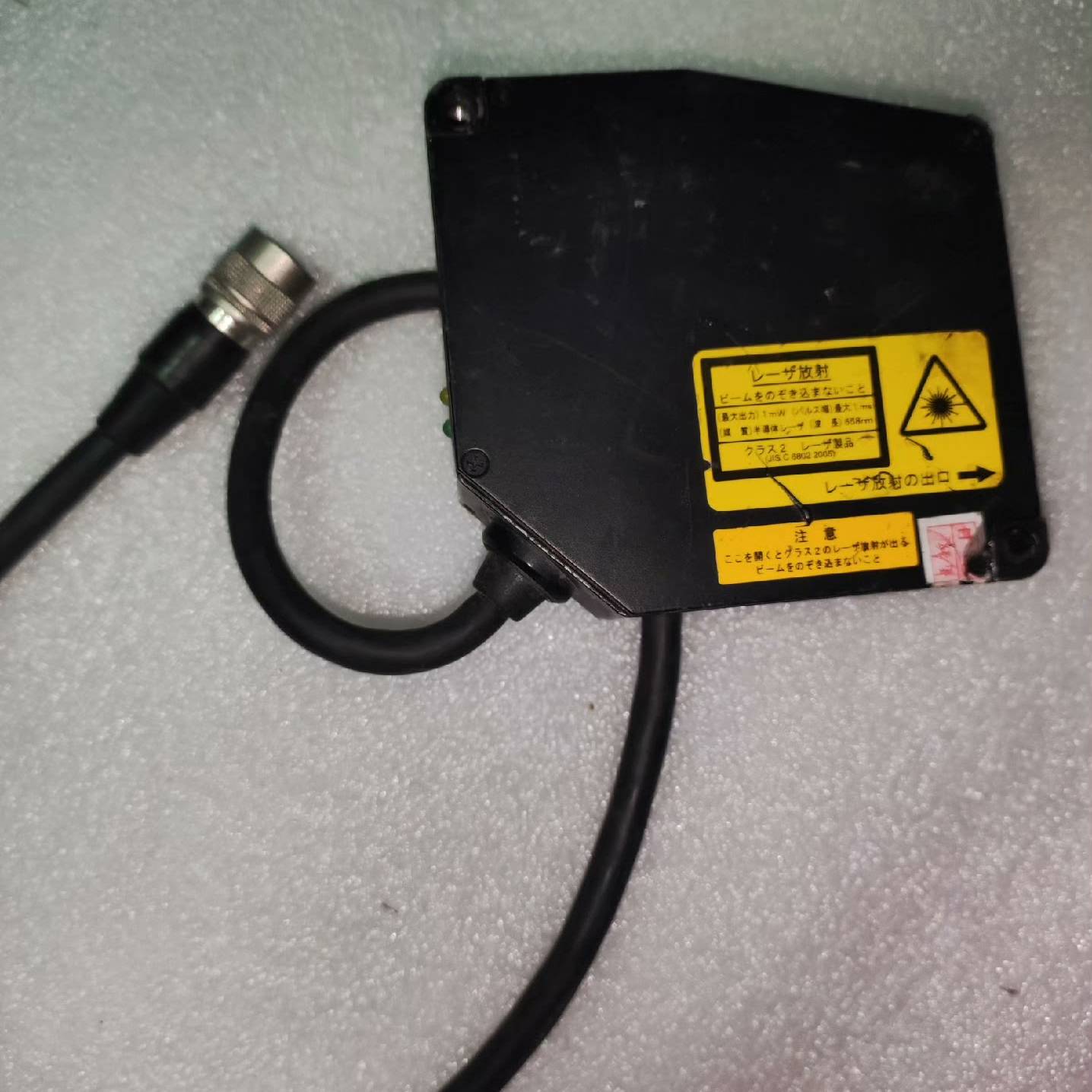 议价HL-C105B-BK激光位移传感器，，实物