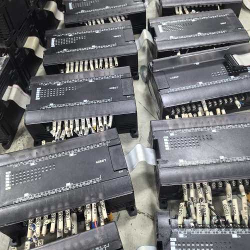 适用CP1W-40EDT.  CP1W-32ET扩展模块，议价