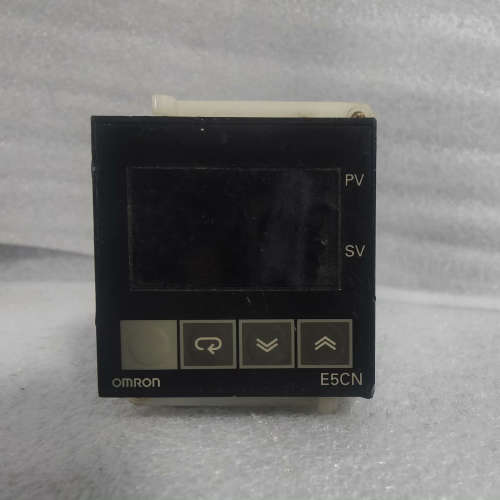 适用温控器 E5CN-Q2HBTC实物图，成色漂亮，功能完议价