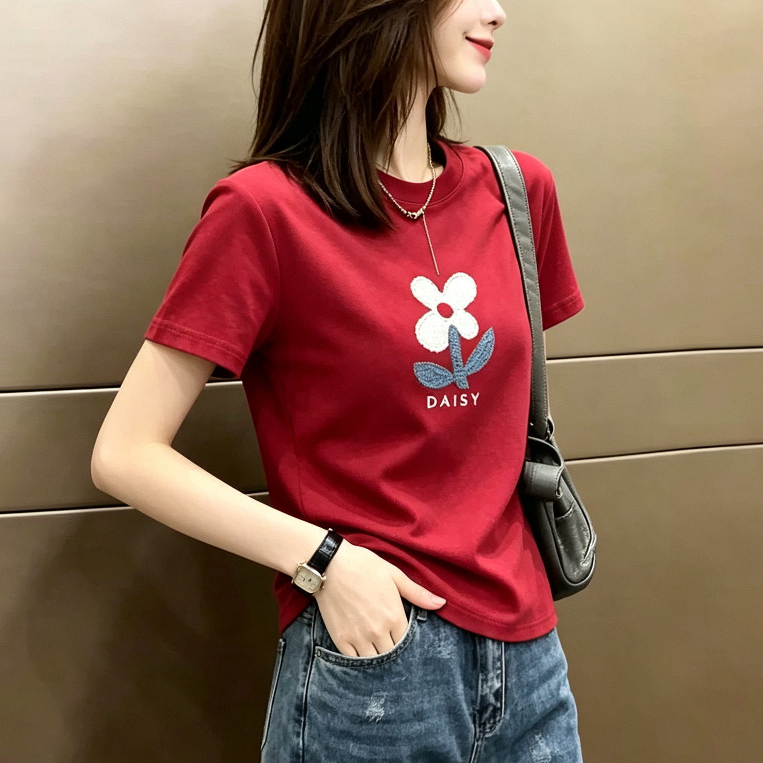 花朵刺绣全棉短袖T恤女体恤衫图片