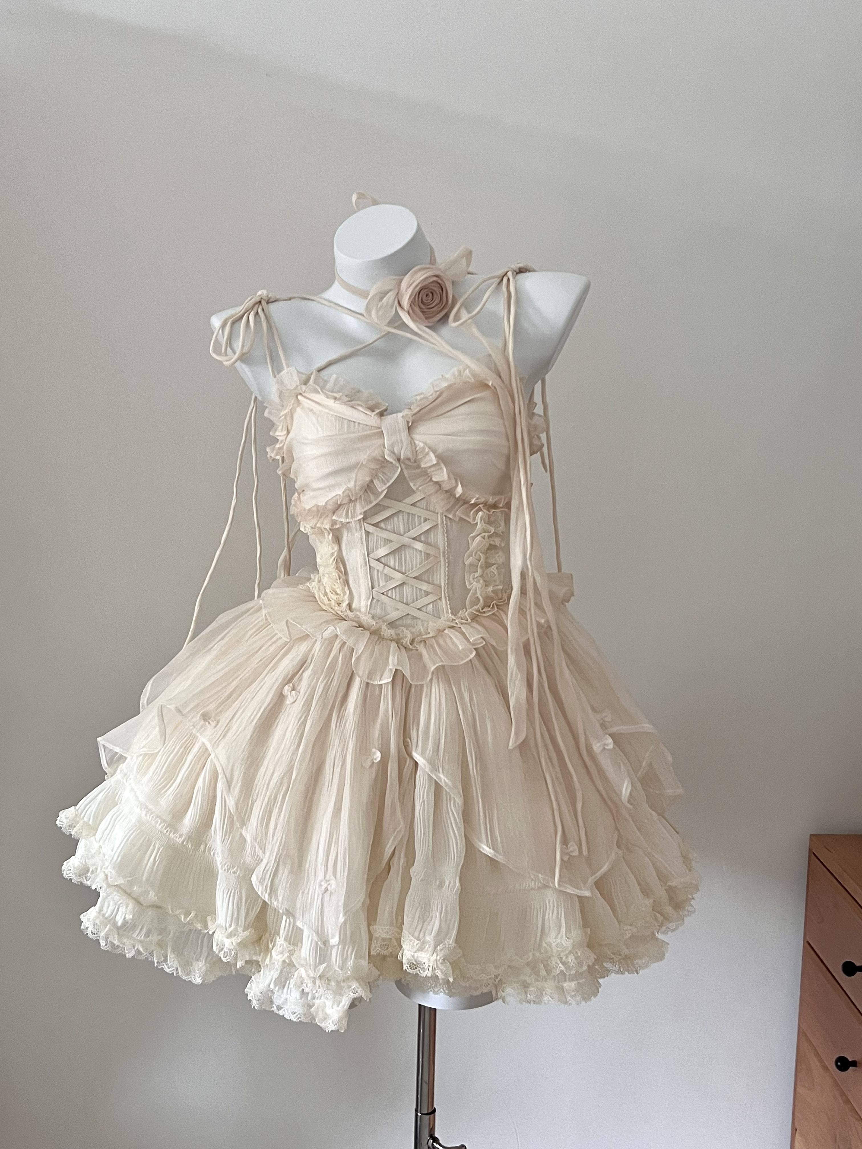 熊啃猪蹄 落暮蔷薇夏日温柔芭蕾风lolita原创吊带连衣裙小物全款