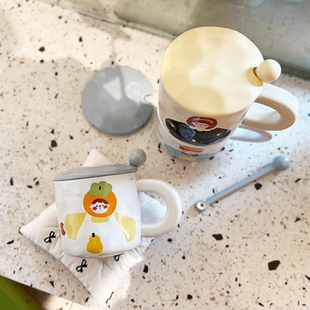 可爱一家三口四口带盖陶瓷马克杯高颜值家用喝水杯子送礼物伴手礼